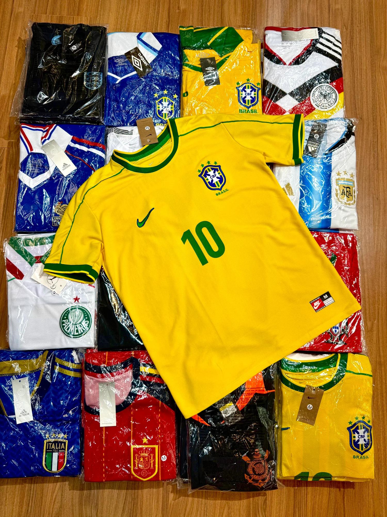CAMISA DE TIME - BRASIL RETRO  AMARELA G 
